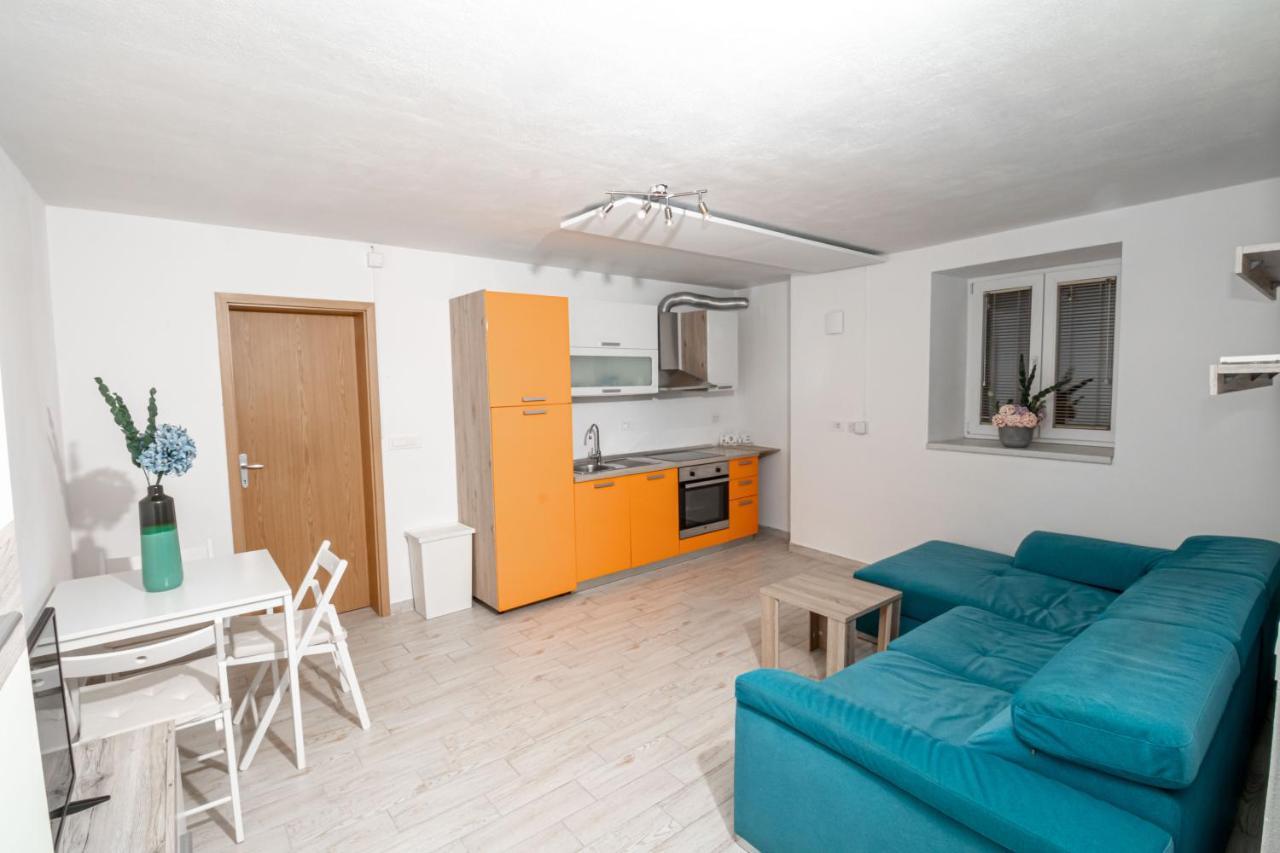 Sml Apartments 2 Izola Exterior photo